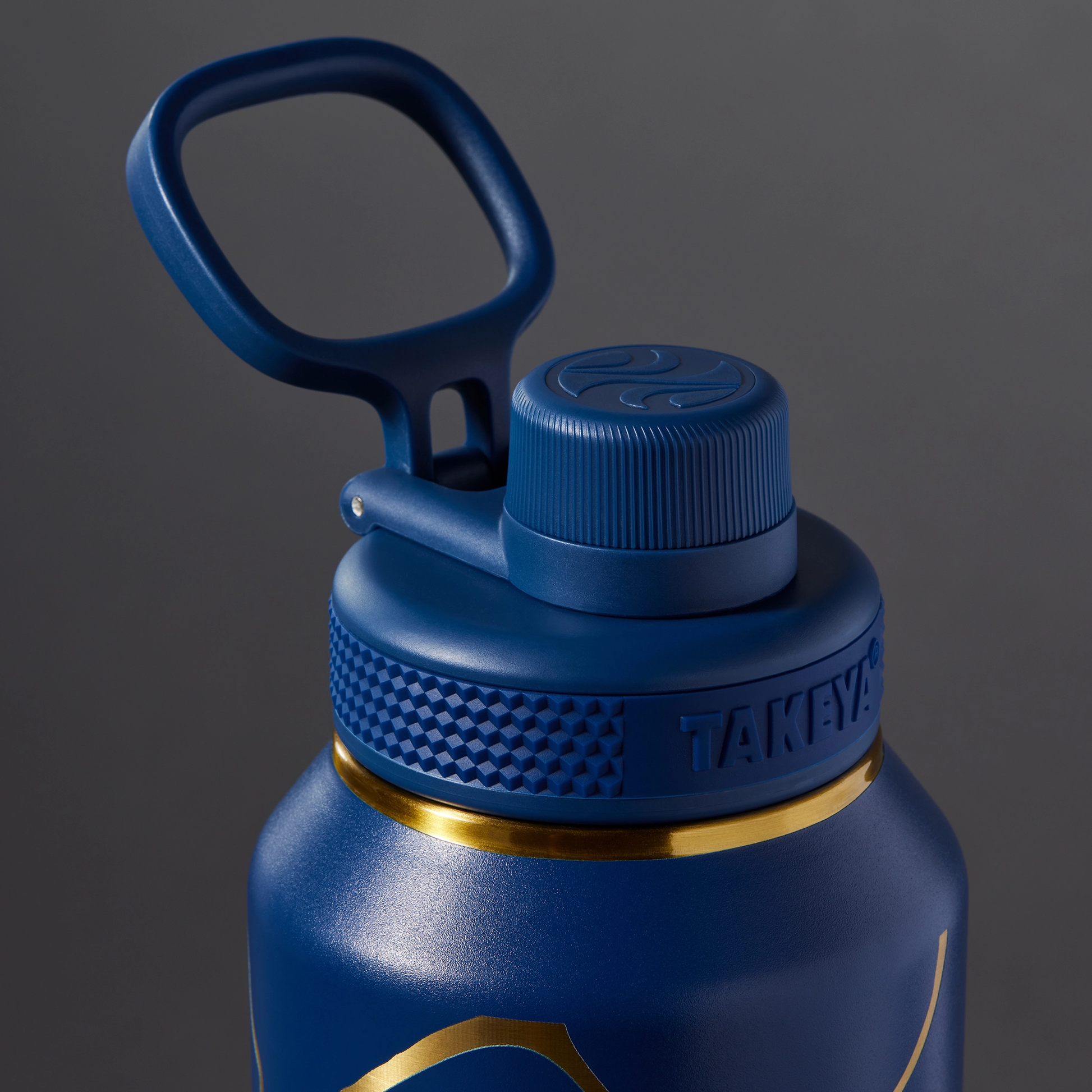 kintsugi-water-bottle-with-spout-lid-j8 51390-TK_HO25_Kintsugi_Takeya9266.png